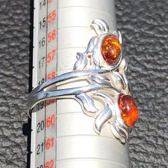 NWOT Real AMBER Oval Cabochon Cut Gemstones STERLING SILVER 925 Ring Size 8-1/2 - Picture 2 of 5